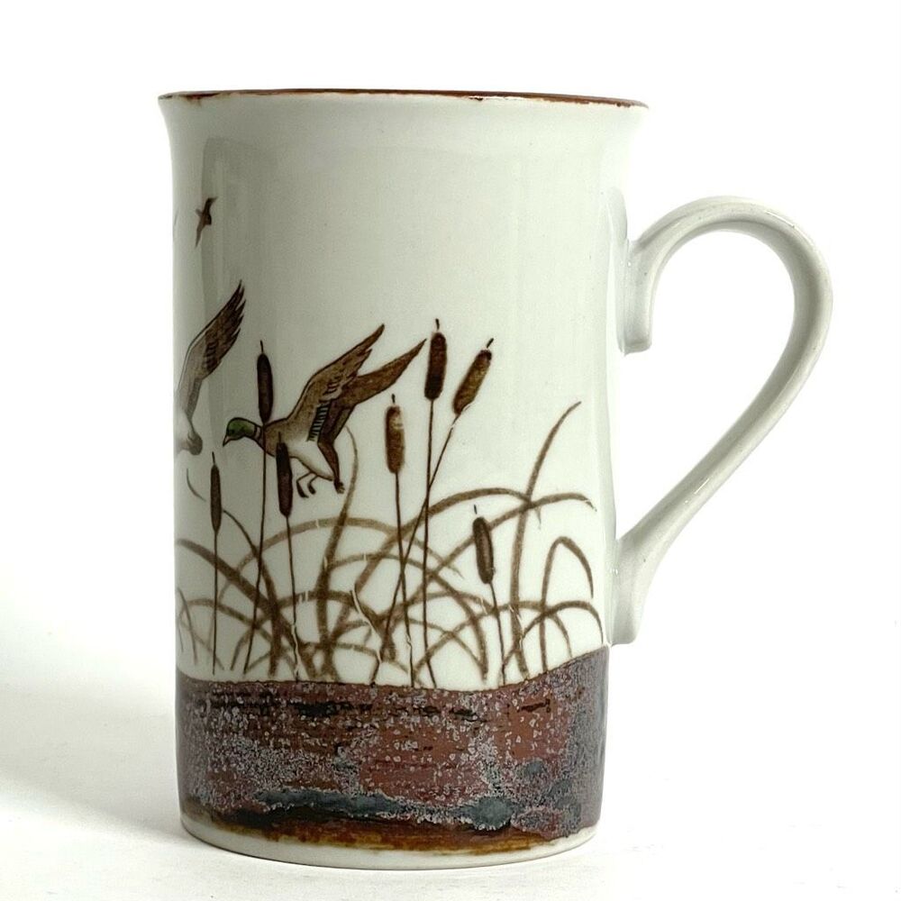 Vintage OTAGIRI Japan Stoneware Coffee Mug Ducks Pond Mallards Birds Ceramic